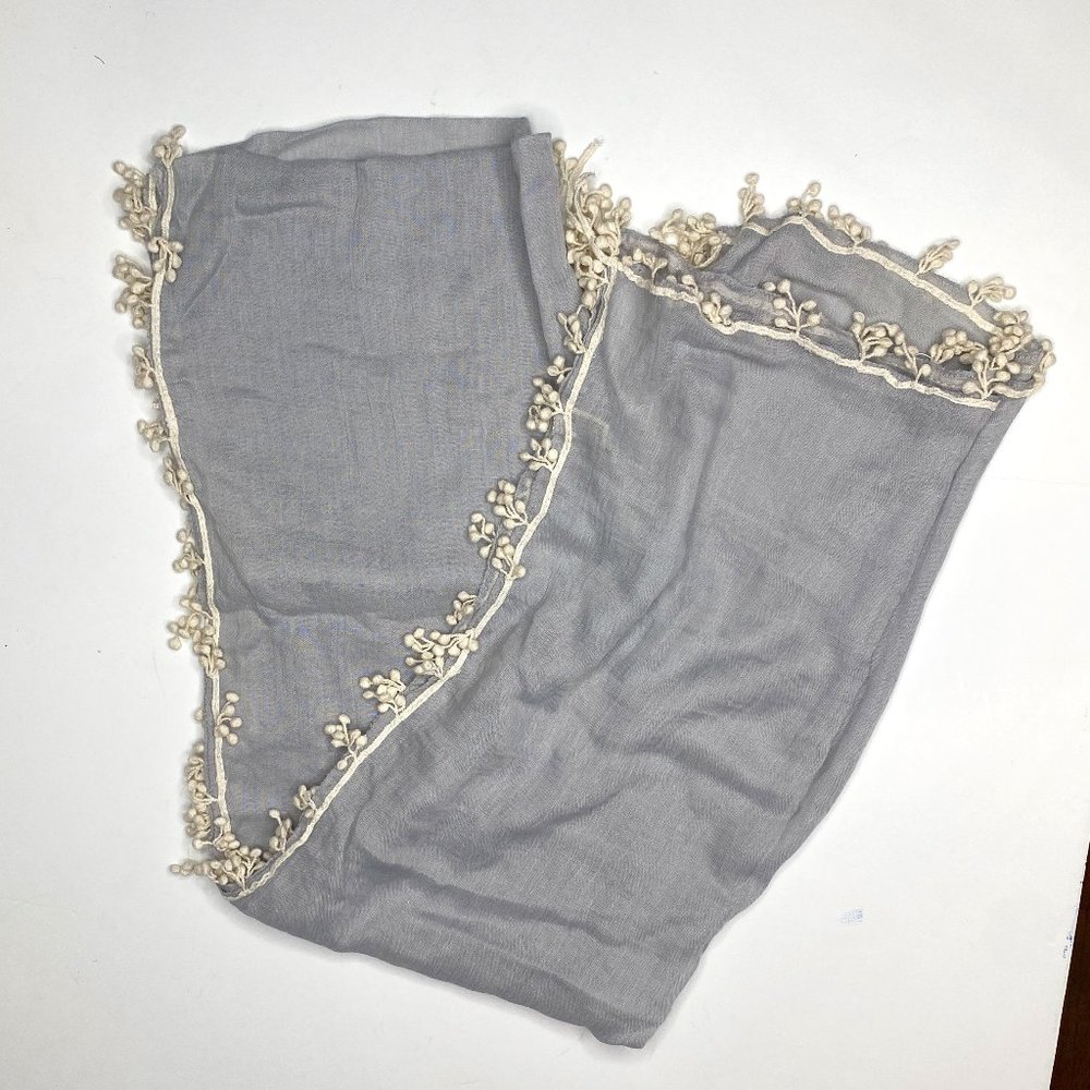 Light grey rectangular scarf with beige accents NWOT summer weight wrap/scarf.